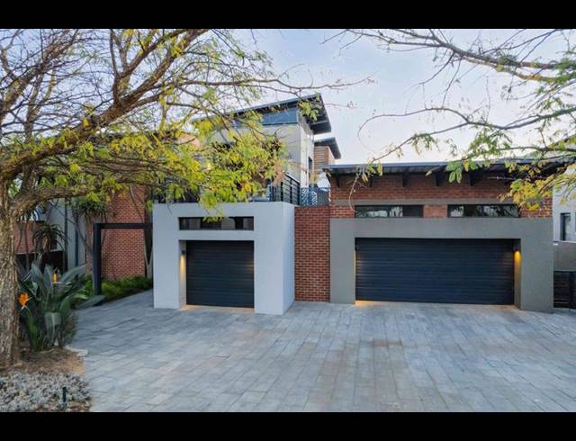 4 BEDROOM HOUSE FOR SALE IN COPPERLEAF ESTATE